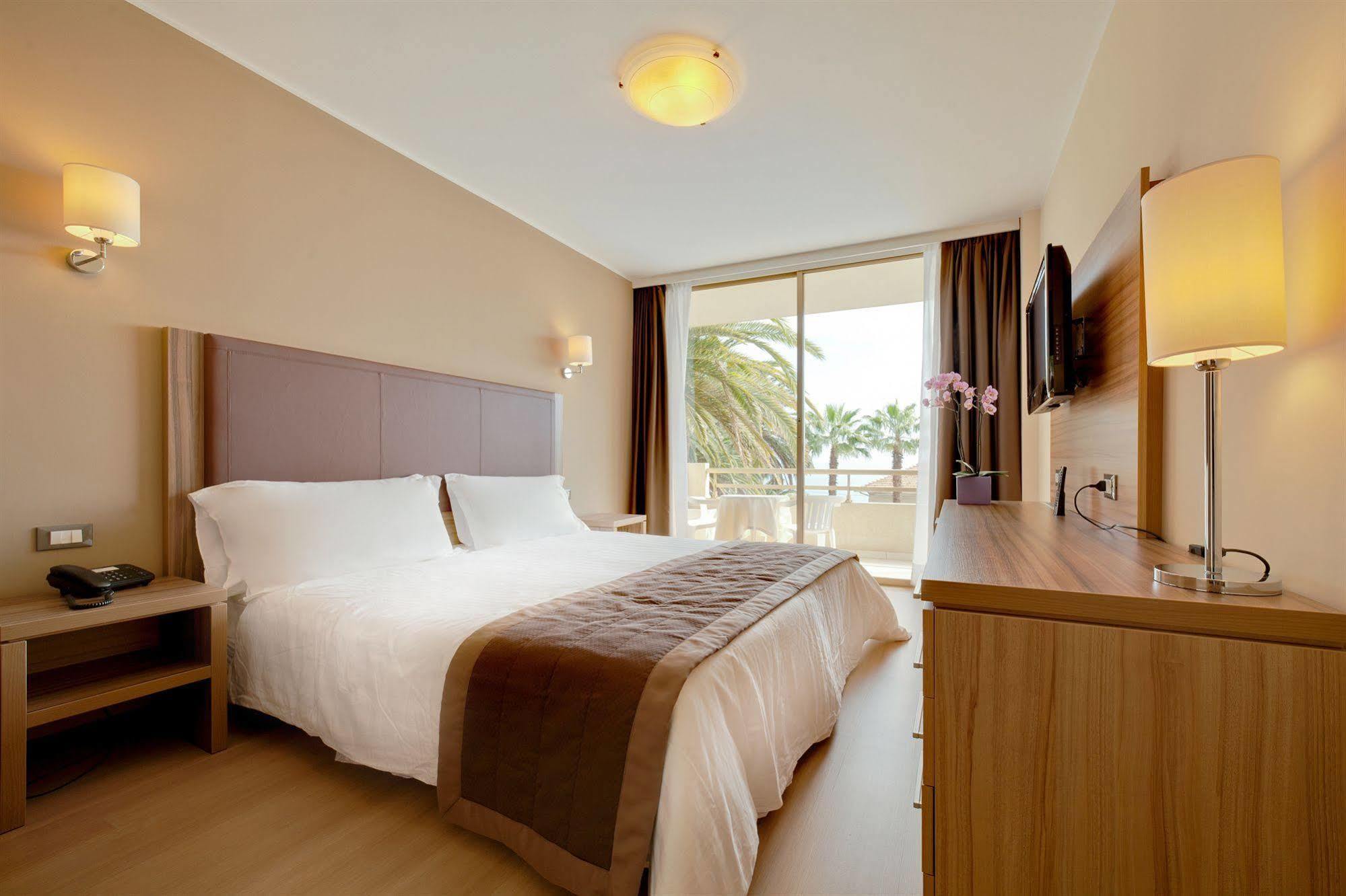 Nyala Suite Hotel San Remo Habitación foto