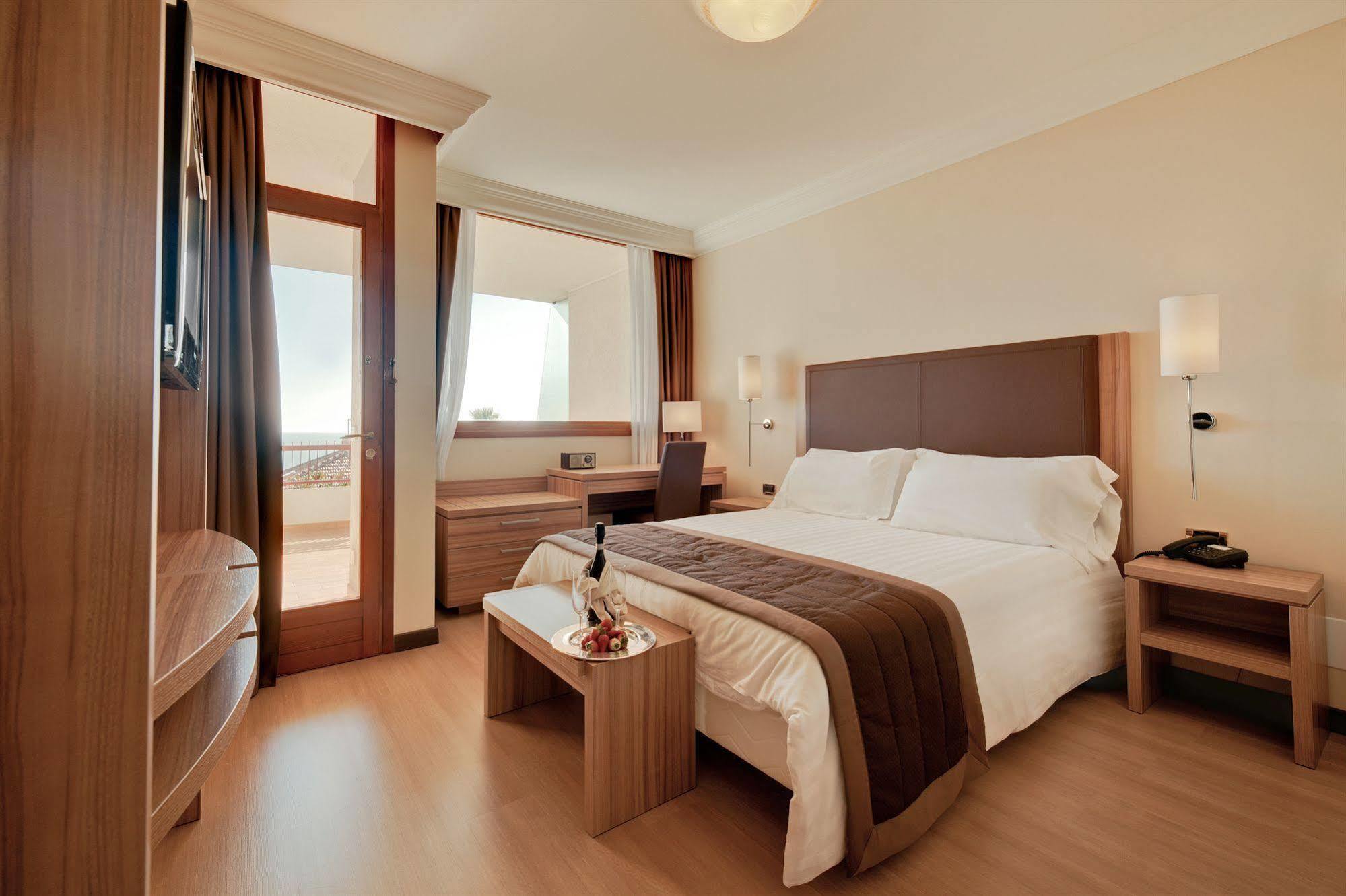 Nyala Suite Hotel San Remo Habitación foto